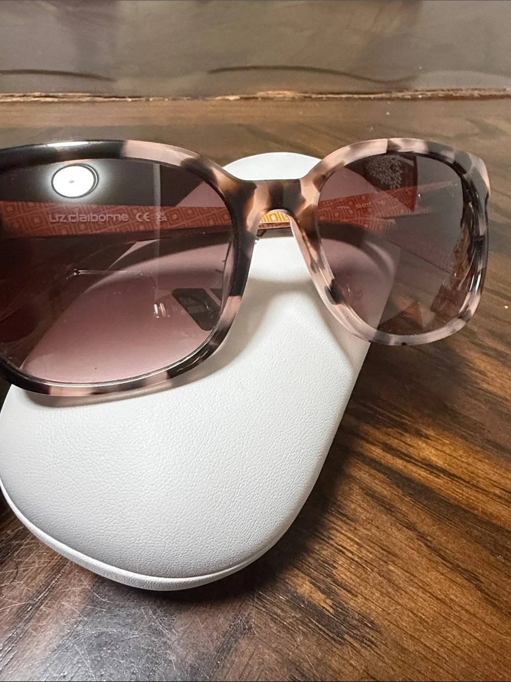 Liz Claiborne Pink Tortoiseshell Frame Sunglasses with Brown Lenses